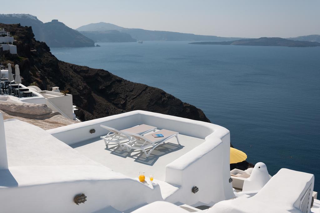 Anemomilos Oia  Exterior photo