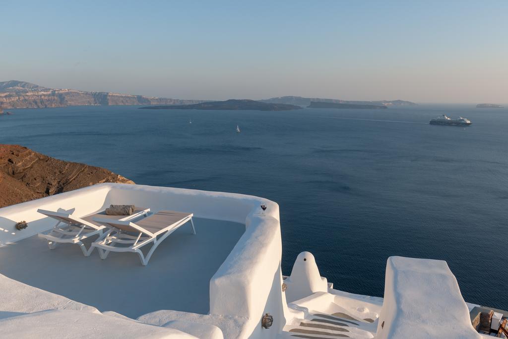 Anemomilos Oia  Exterior photo